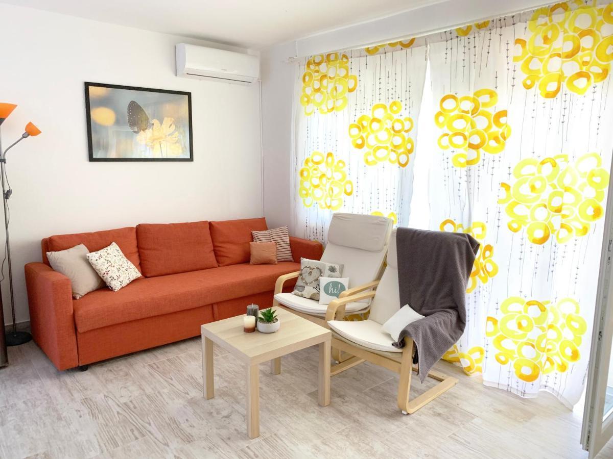 Apartment GardenView - New! Krk Town Buitenkant foto